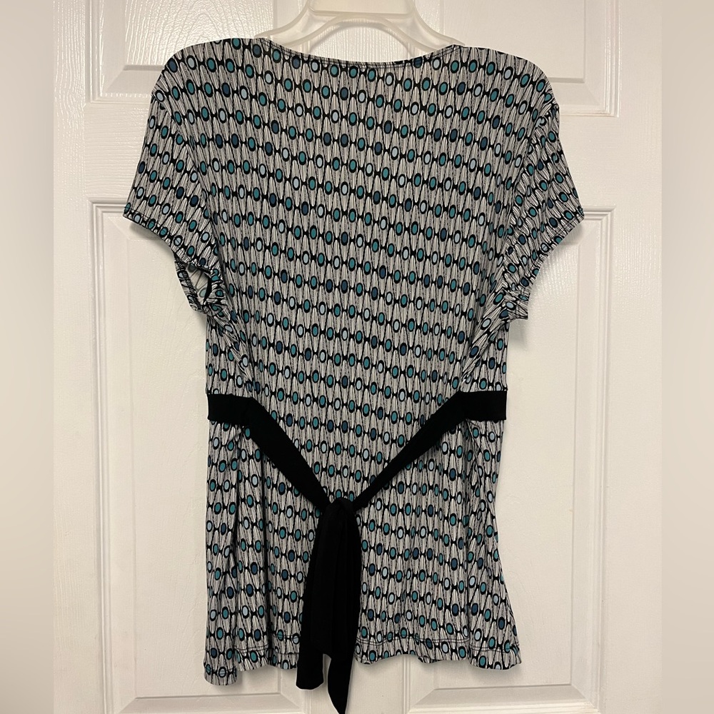 Cato Patterned Top - Picture 7 of 7